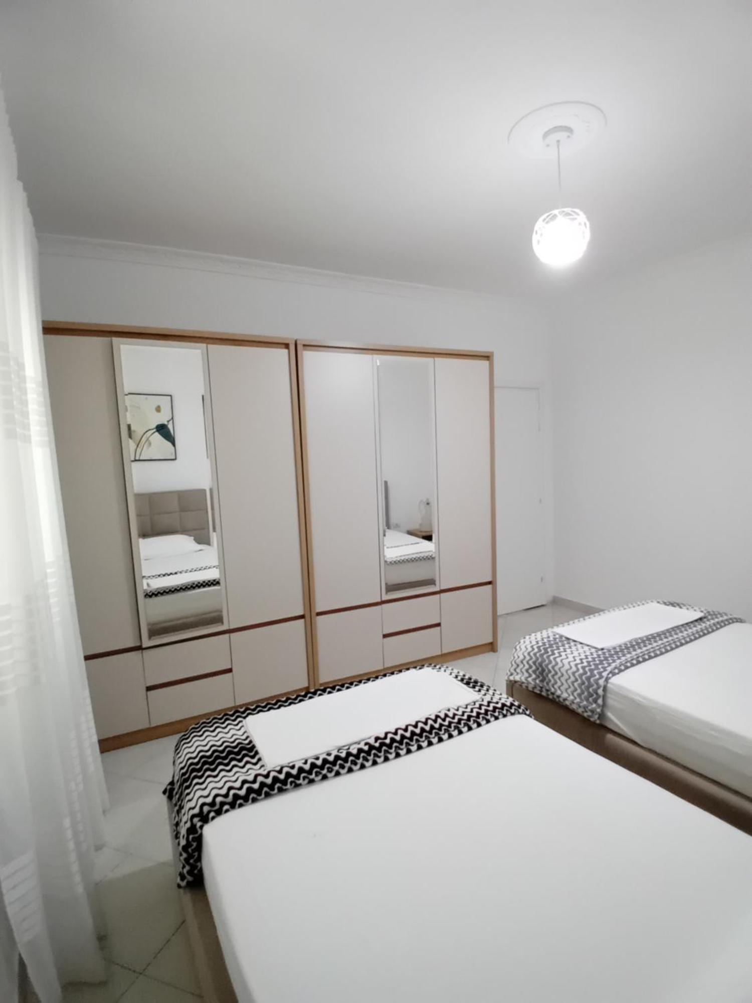 Luxury Appartament Lungomare Vlorë Exterior foto